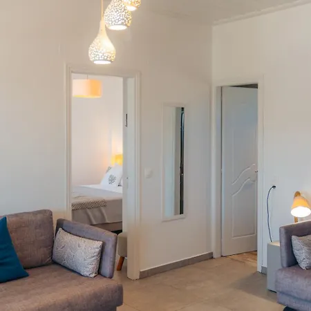 Apartman Erifili Fárosz