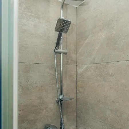 Erifili Apartman Fárosz