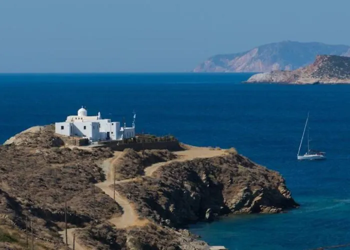 Апартаменты Erifili Фарос