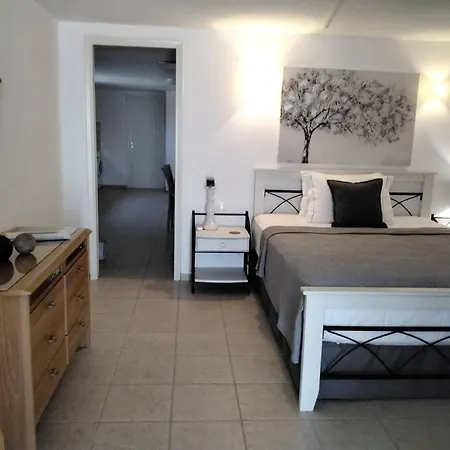 Apartment Erifili *